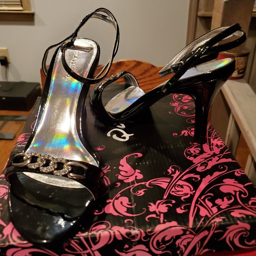 New, High Heels - Picture 2 of 2